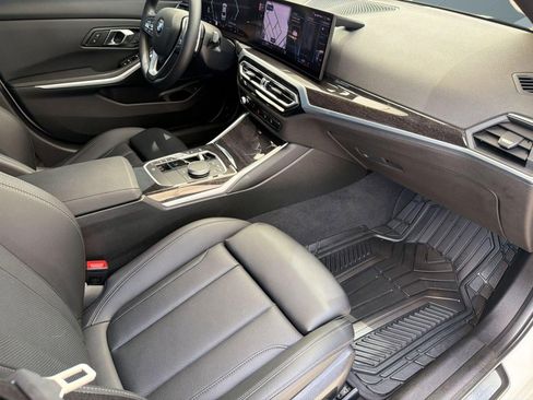 Used 2024 BMW 330i Sedan w/ Premium Package RWD image 31