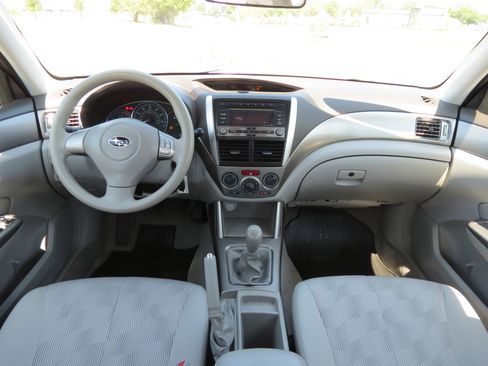 Used 2010 Subaru Forester 2.5X image 10