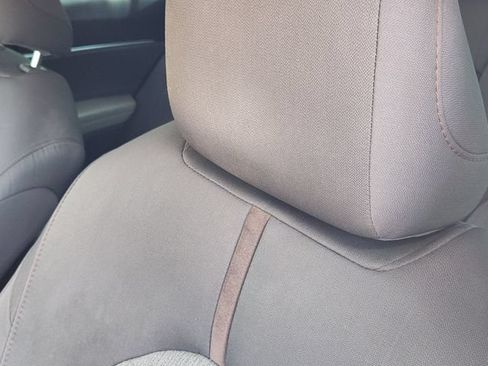 Used 2018 Toyota Camry LE FWD image 15