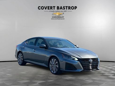 Used 2023 Nissan Altima 2.5 SL image 6