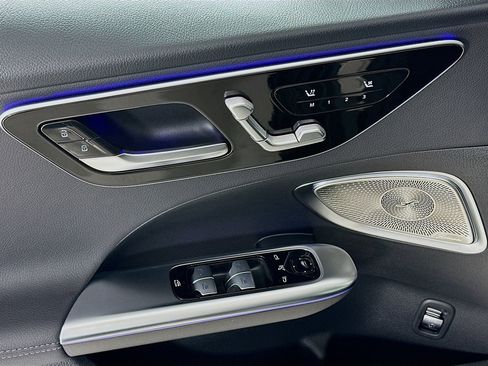 New 2026 Mercedes-Benz C 300 Sedan image 19
