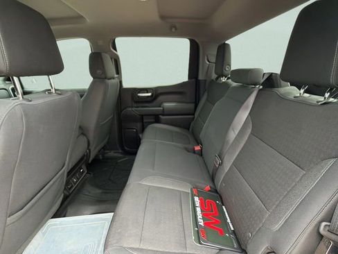 Used 2019 Chevrolet Silverado 1500 LT w/ Texas Edition AWD/4WD image 17