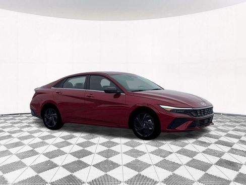New 2026 Hyundai Elantra SEL Sport Premium FWD image 15