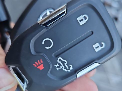 Used 2021 Chevrolet Silverado 1500 LT w/ Bed Protection Package image 32