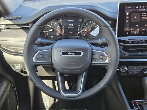 New 2026 Jeep Compass Latitude AWD/4WD image 42