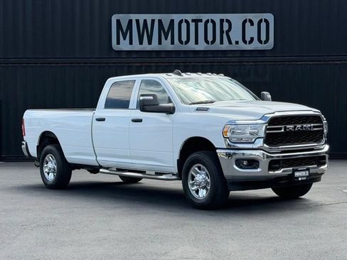 Used 2024 RAM 2500 Tradesman w/ Chrome Appearance Group AWD/4WD image 1