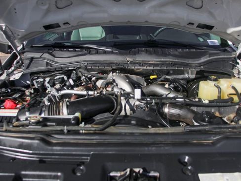 Used 2022 Ford F250 XL image 12