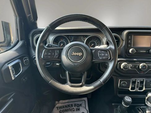 Used 2019 Jeep Wrangler Unlimited Sport S AWD/4WD image 24