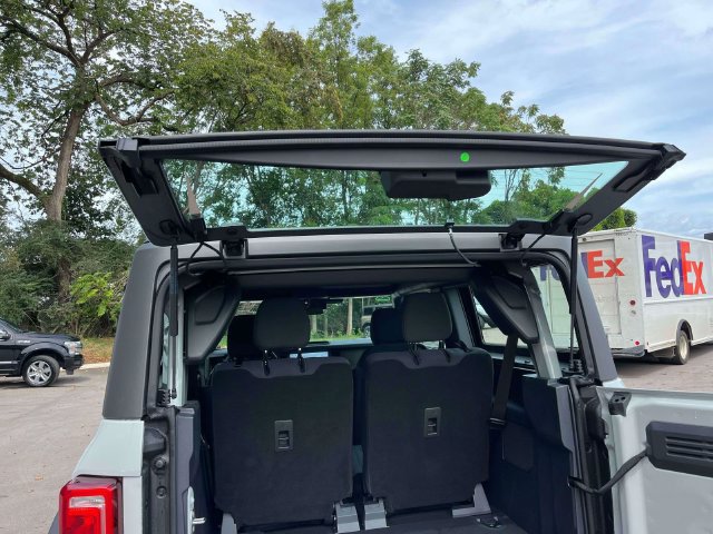 New 2026 Ford Bronco 2-Door w/ Sasquatch Package AWD/4WD image 16