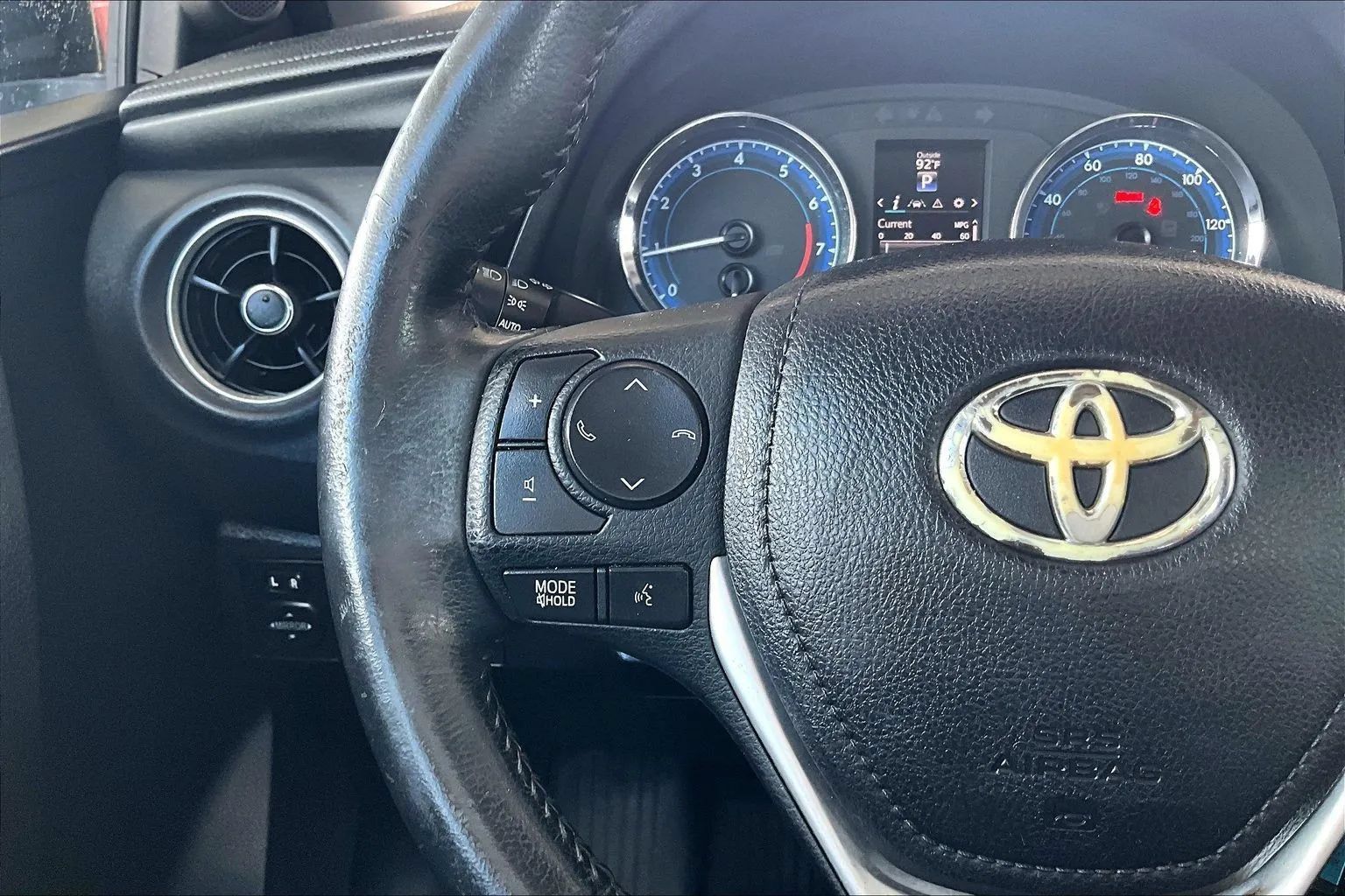 Used 2019 Toyota Corolla SE FWD image 10