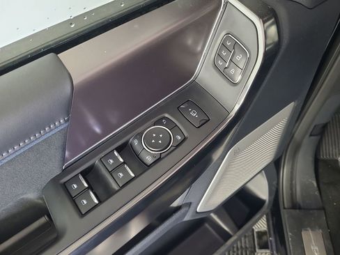 New 2026 Ford F250 Platinum w/ Tremor Off-Road Package AWD/4WD image 19