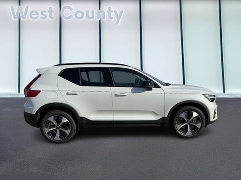 New 2026 Volvo XC40 B5 Plus w/ Protection Package Premier image 2