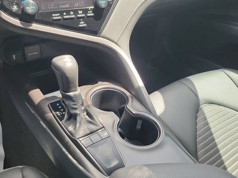 Certified 2024 Toyota Camry SE FWD image 15