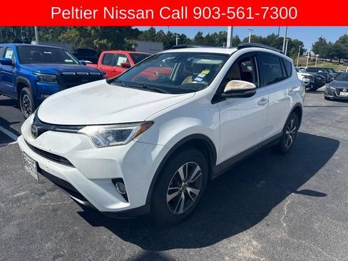 Used 2018 Toyota RAV4 XLE w/ Plus Extra Value Package FWD image 3