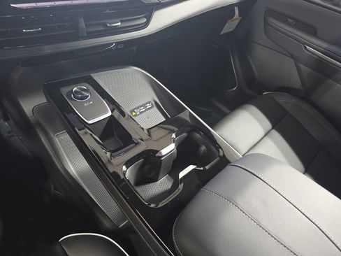 New 2027 Buick Enclave Preferred w/ Power Package FWD image 29