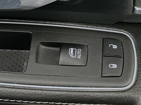 Used 2020 RAM 2500 Laramie image 29