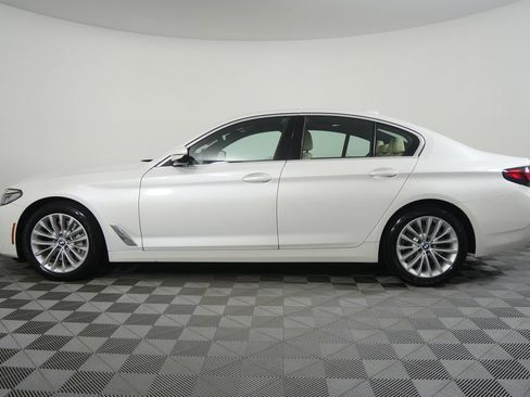 Used 2022 BMW 530i RWD image 6