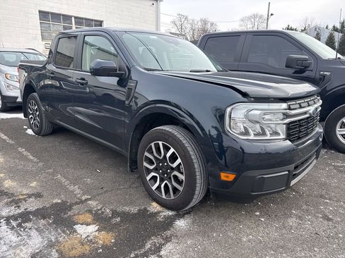 Used 2023 Ford Maverick Lariat w/ Lariat Luxury Package image 3