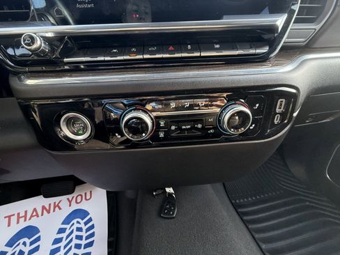 Used 2023 GMC Sierra 1500 Elevation image 15