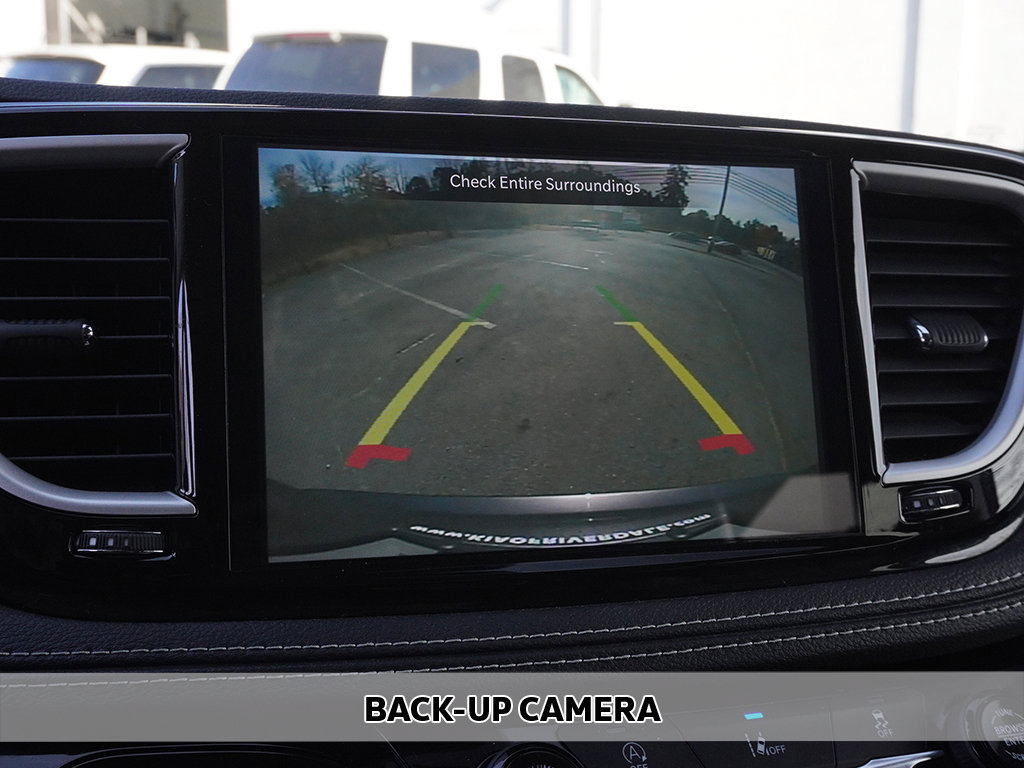 Used 2022 Chrysler Pacifica Touring-L FWD image 6