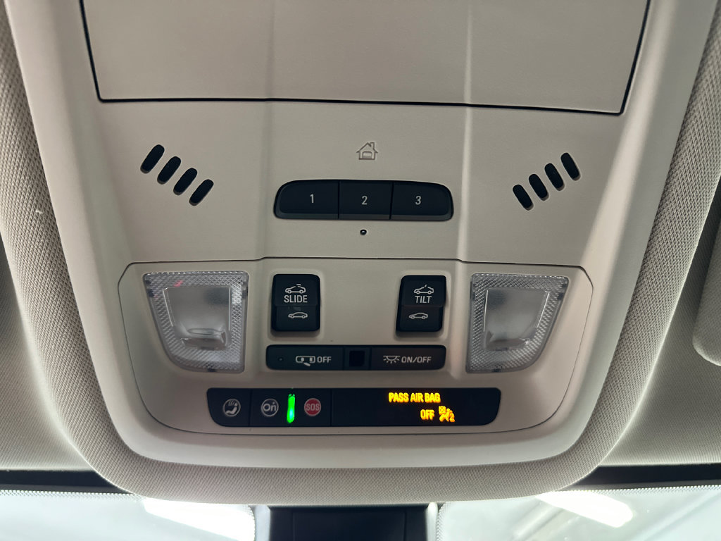 Used 2023 GMC Acadia Denali w/ Denali Technology Package FWD image 35