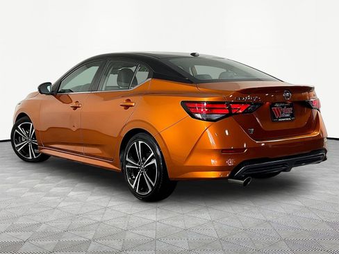 Used 2023 Nissan Sentra SR w/ SR Premium Package FWD image 4