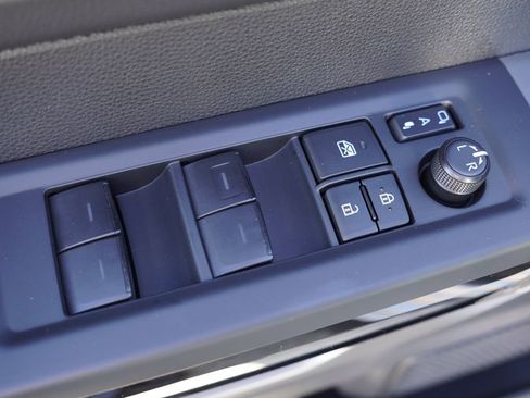 Used 2025 Toyota Tundra Limited w/ TRD Off-Road Package image 21