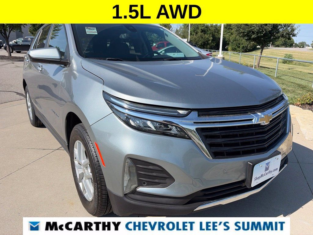 Used 2024 Chevrolet Equinox LT AWD/4WD image 2