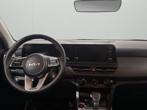 Used 2024 Kia Seltos LX AWD/4WD image 20
