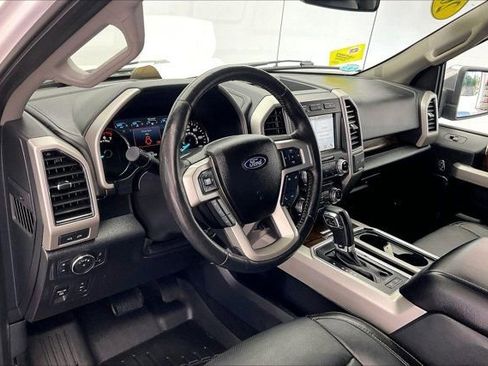 Used 2018 Ford F150 Lariat w/ Equipment Group 502A Luxury AWD/4WD image 10