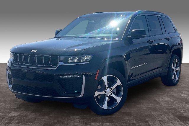 New 2026 Jeep Grand Cherokee Limited AWD/4WD image 1