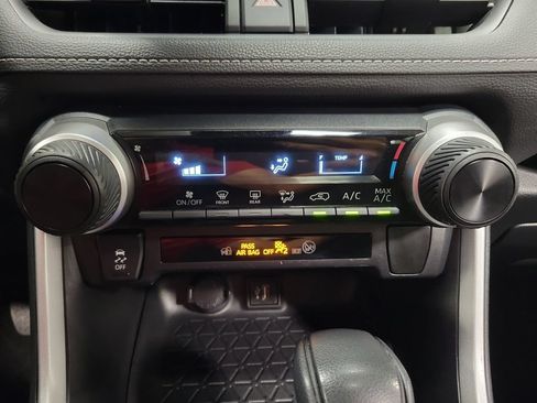 Used 2023 Toyota RAV4 LE FWD image 18