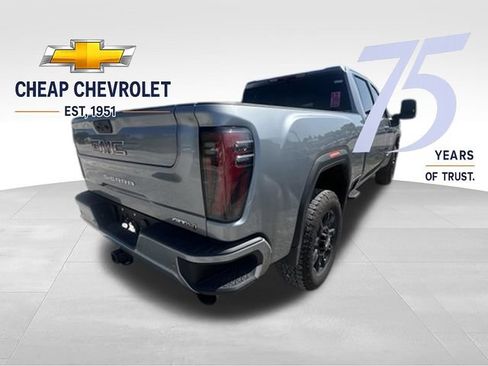 Used 2025 GMC Sierra 2500 AT4 AWD/4WD image 5