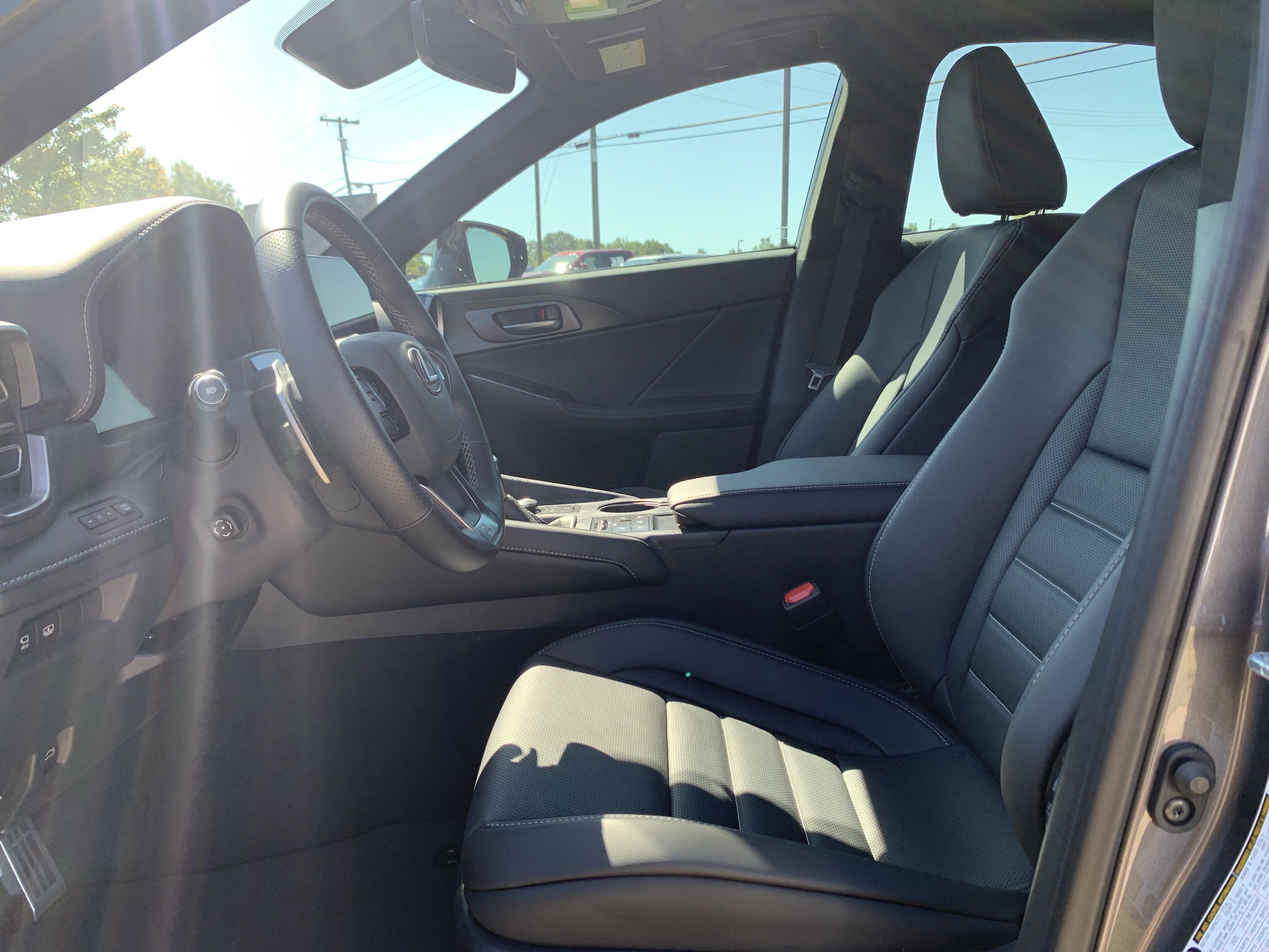 Used 2026 Lexus IS 350 F Sport w/ Handling Package RWD image 16