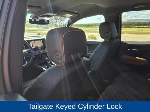 Used 2023 GMC Canyon AT4 w/ AT4 Premium Package AWD/4WD image 46