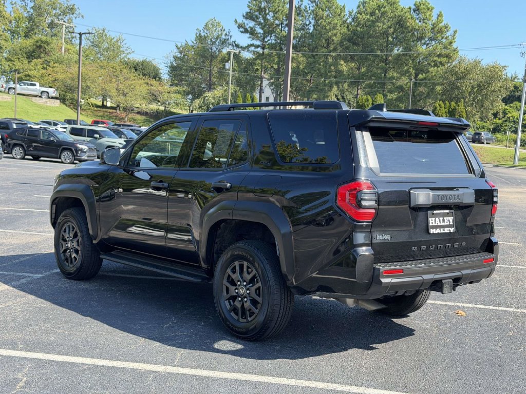 Certified 2025 Toyota 4Runner SR5 AWD/4WD image 23