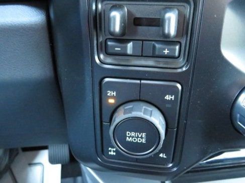 New 2026 Ford F350 Lariat w/ FX4 Off-Road Package AWD/4WD image 21