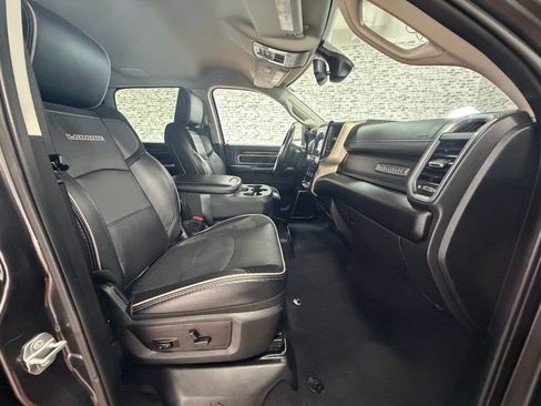 Used 2024 RAM 2500 Laramie AWD/4WD image 10