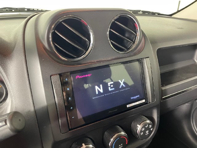 Used 2017 Jeep Patriot Sport w/ Power Value Group AWD/4WD image 7