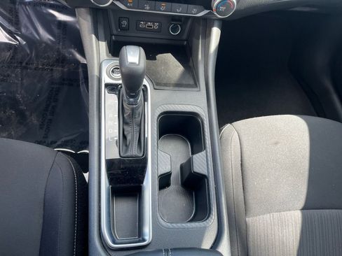 Used 2025 Nissan Sentra SV image 40