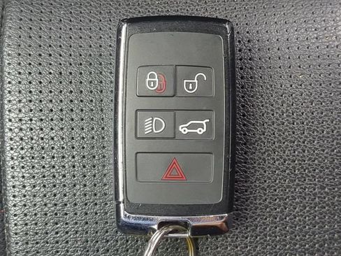 Used 2020 Land Rover Discovery HSE AWD/4WD image 37