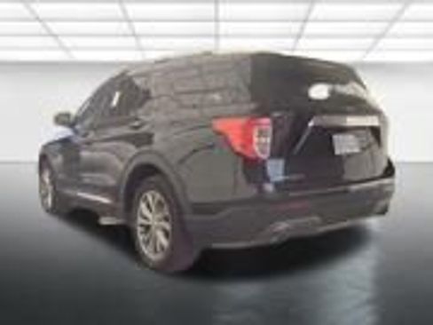 Used 2024 Ford Explorer Limited w/ Equipment Group 301A AWD/4WD image 10