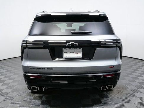 New 2026 Chevrolet Traverse RS w/ LPO, Floor Liner Package image 30