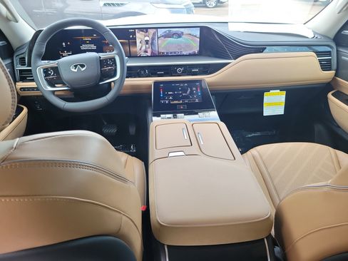 New 2026 INFINITI QX80 Luxe image 11