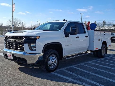 Used 2023 Chevrolet Silverado 3500 W/T w/ WT Convenience Package image 3