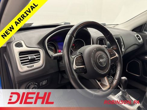 Certified 2019 Jeep Compass Latitude w/ Cold Weather Group image 19