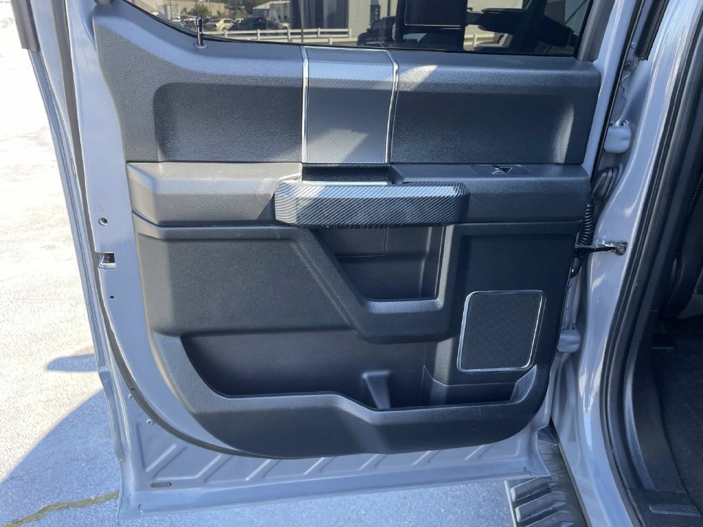 Used 2019 Ford F150 Lariat w/ Equipment Group 502A Luxury AWD/4WD image 13