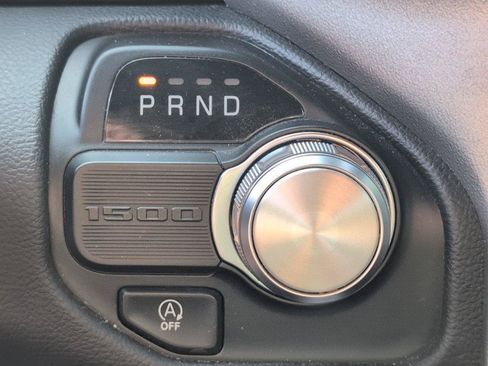 Used 2024 RAM 1500 Laramie RWD image 26