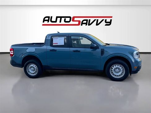 Used 2023 Ford Maverick XL image 8