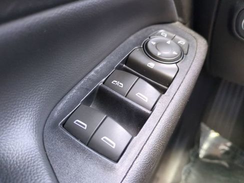 Used 2018 Chevrolet Equinox LT w/ Sun & Infotainment Package FWD image 29